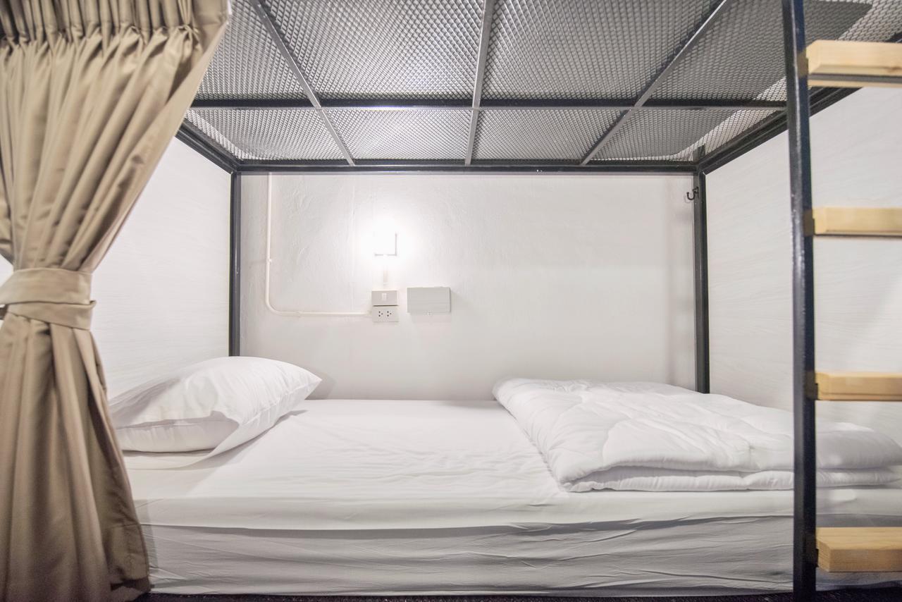 Moon House Hostel Μπανγκόκ Εξωτερικό φωτογραφία