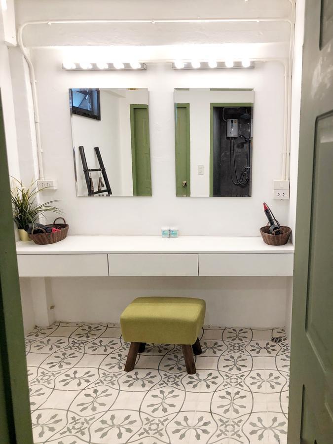 Moon House Hostel Μπανγκόκ Εξωτερικό φωτογραφία