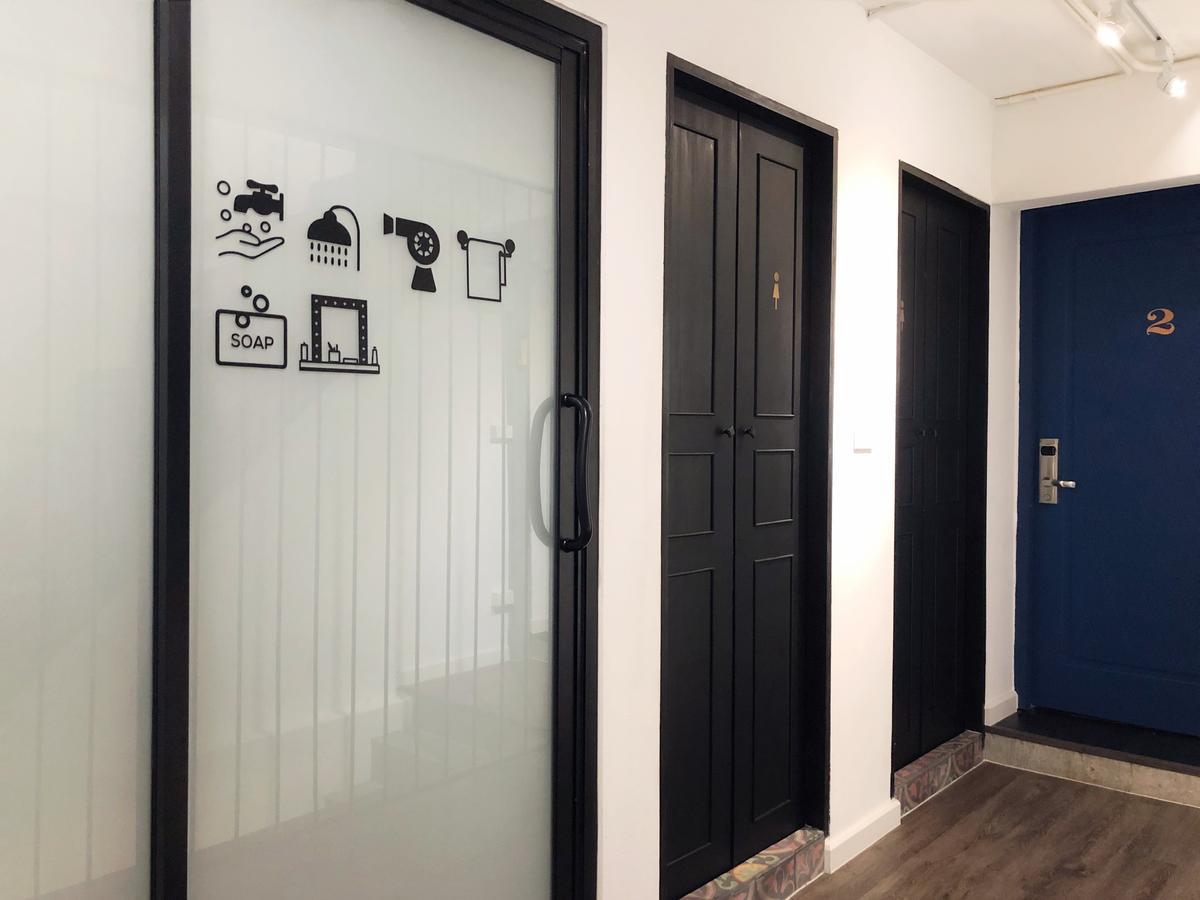 Moon House Hostel Μπανγκόκ Εξωτερικό φωτογραφία