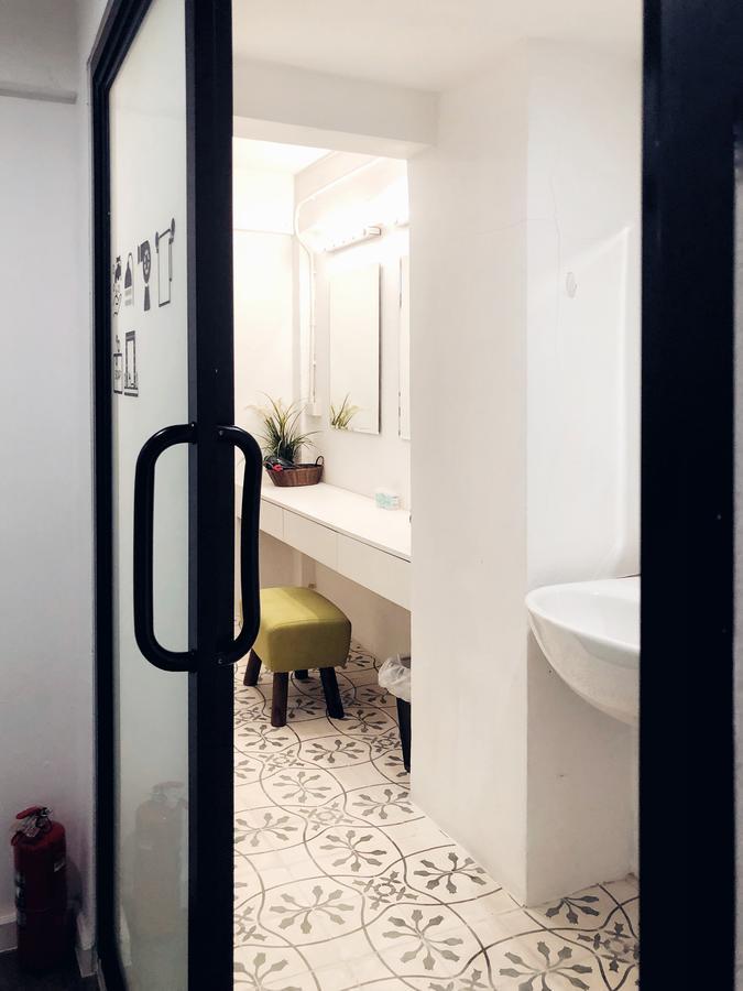 Moon House Hostel Μπανγκόκ Εξωτερικό φωτογραφία